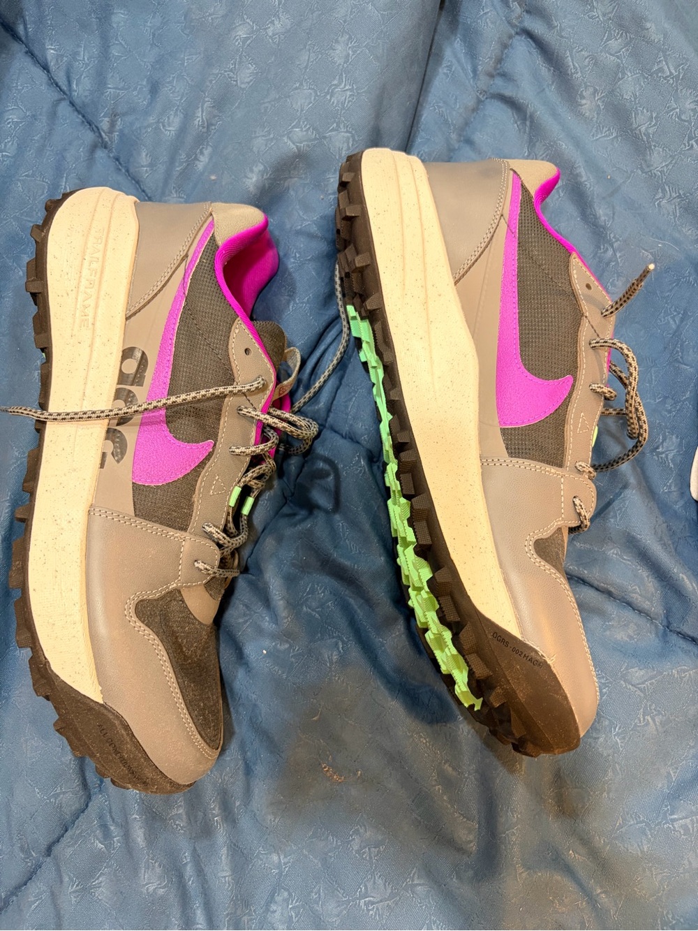 Nike men’s trail sneakers